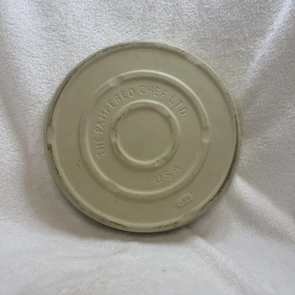 Pampered Chef 124 Dish Baker Classic ‎ 11